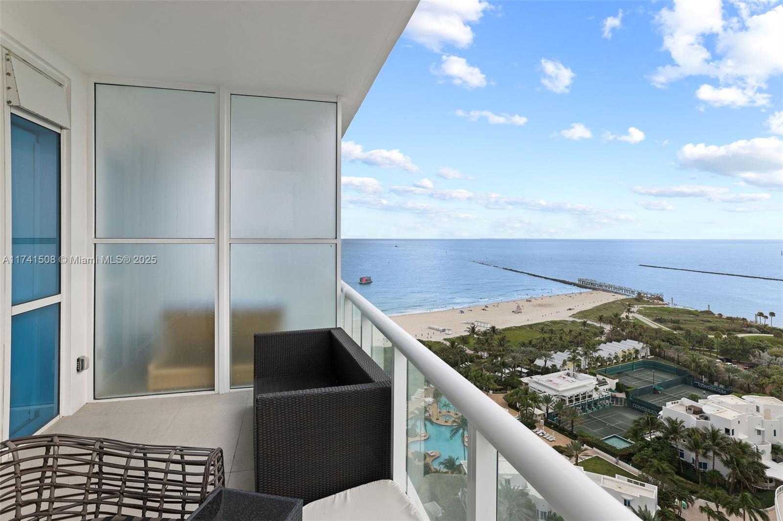 CONTINUUM ON SOUTH BEACH - Residential Lease