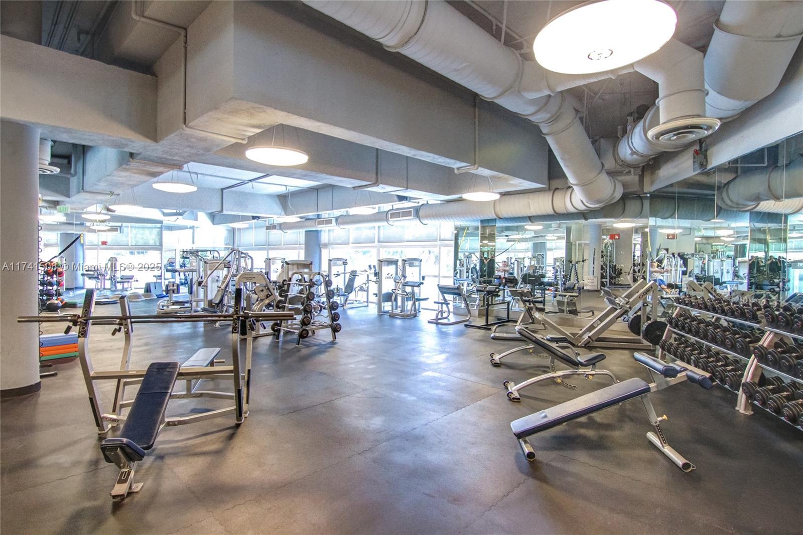 CONTINUUM ON SOUTH BEACH - Residential Lease