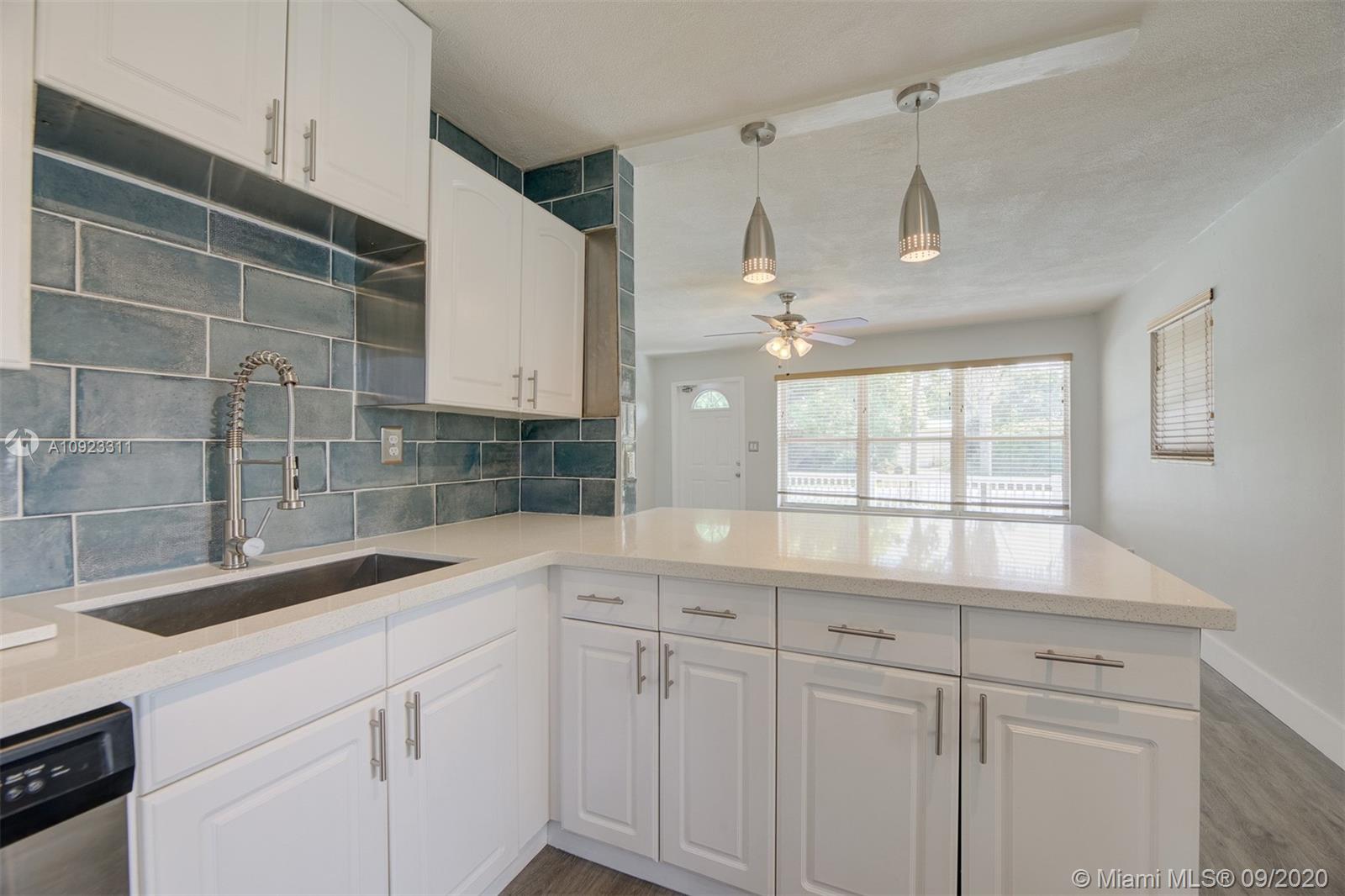 CRESTHAVEN 8 - Residential