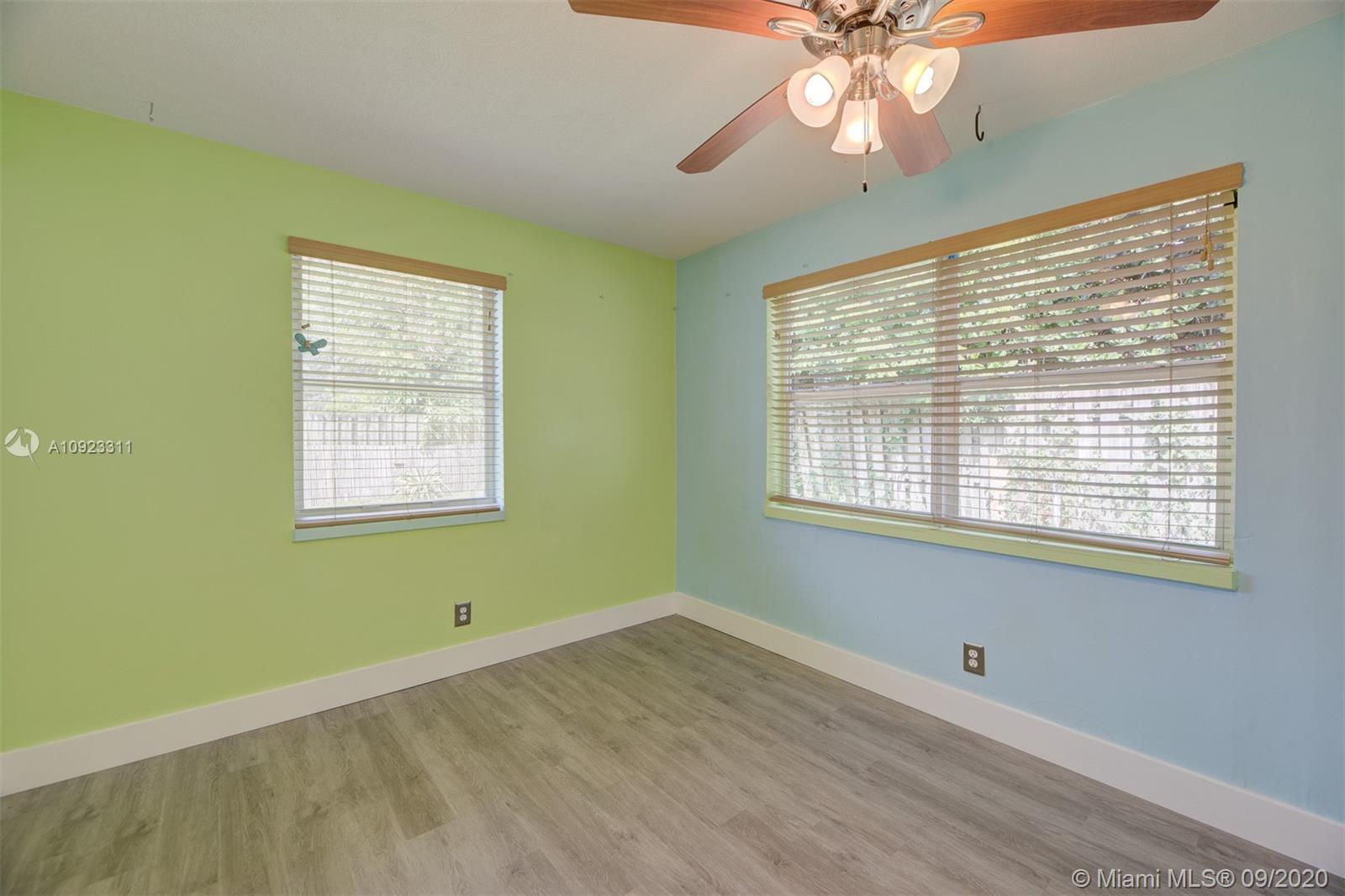 CRESTHAVEN 8 - Residential