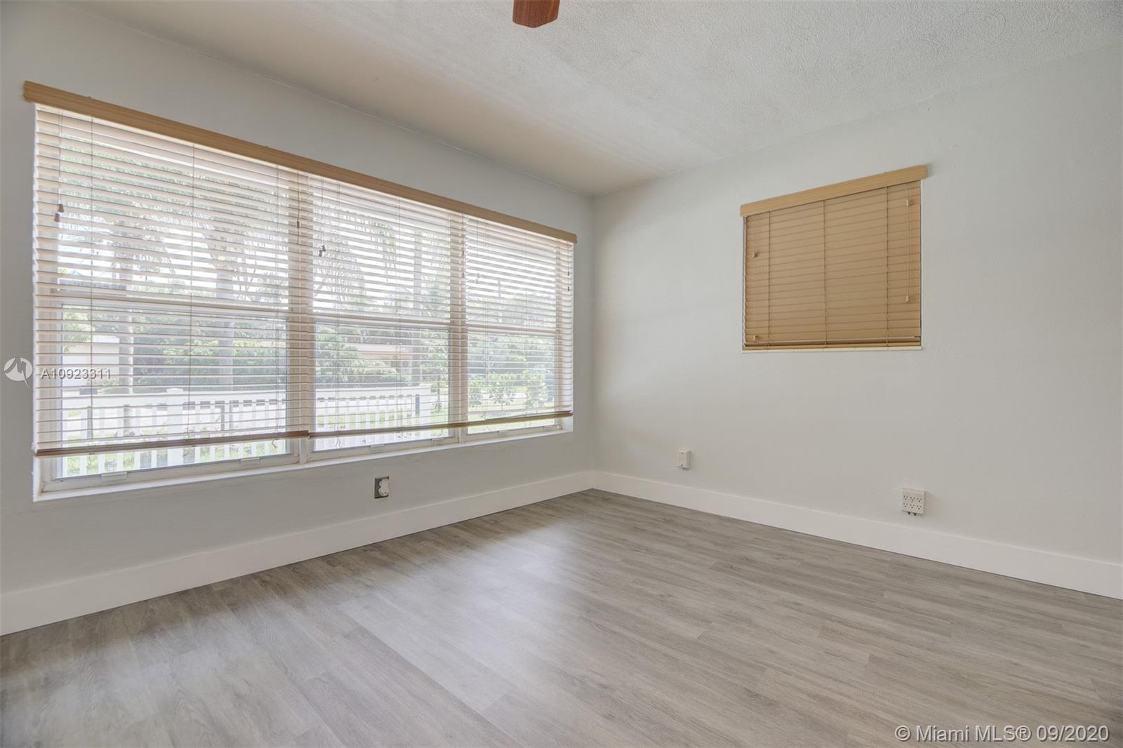 CRESTHAVEN 8 - Residential