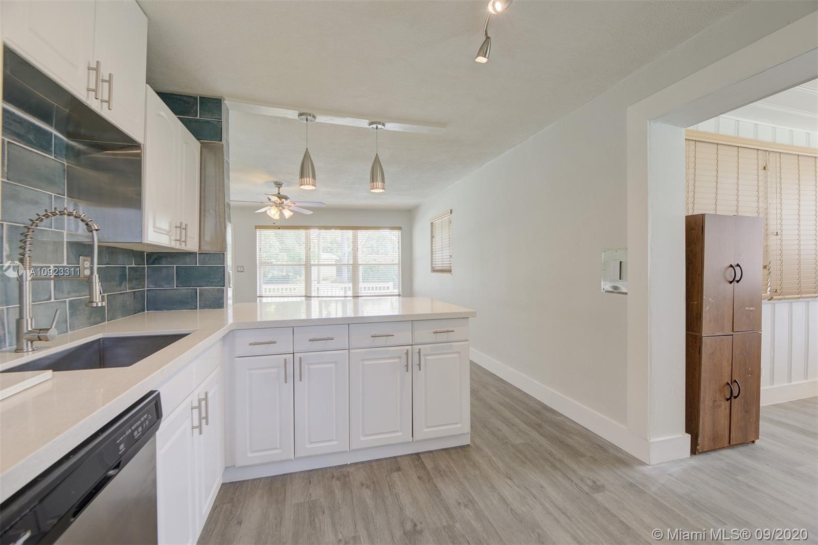 CRESTHAVEN 8 - Residential