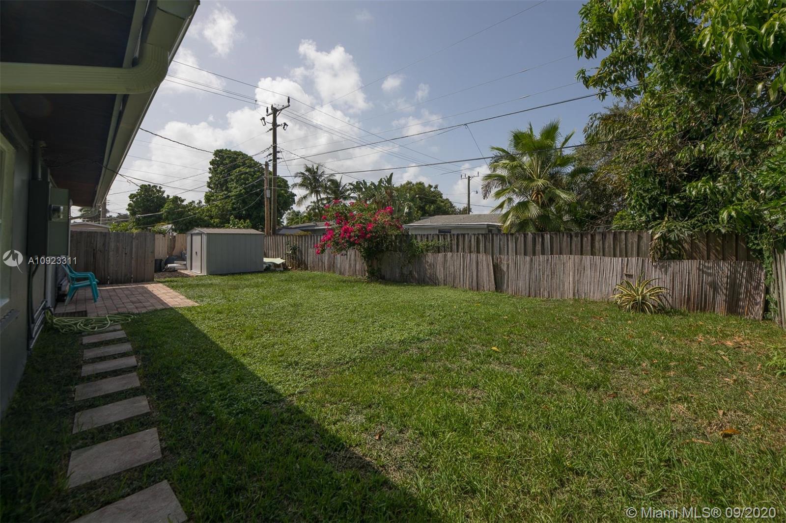 CRESTHAVEN 8 - Residential