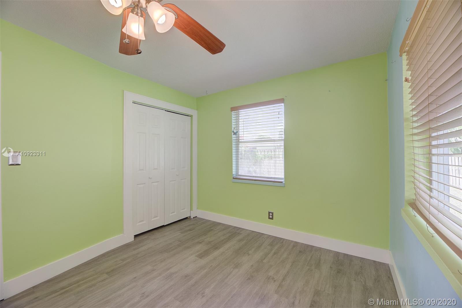 CRESTHAVEN 8 - Residential