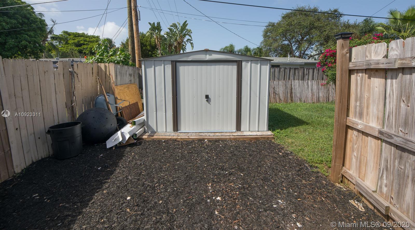 CRESTHAVEN 8 - Residential