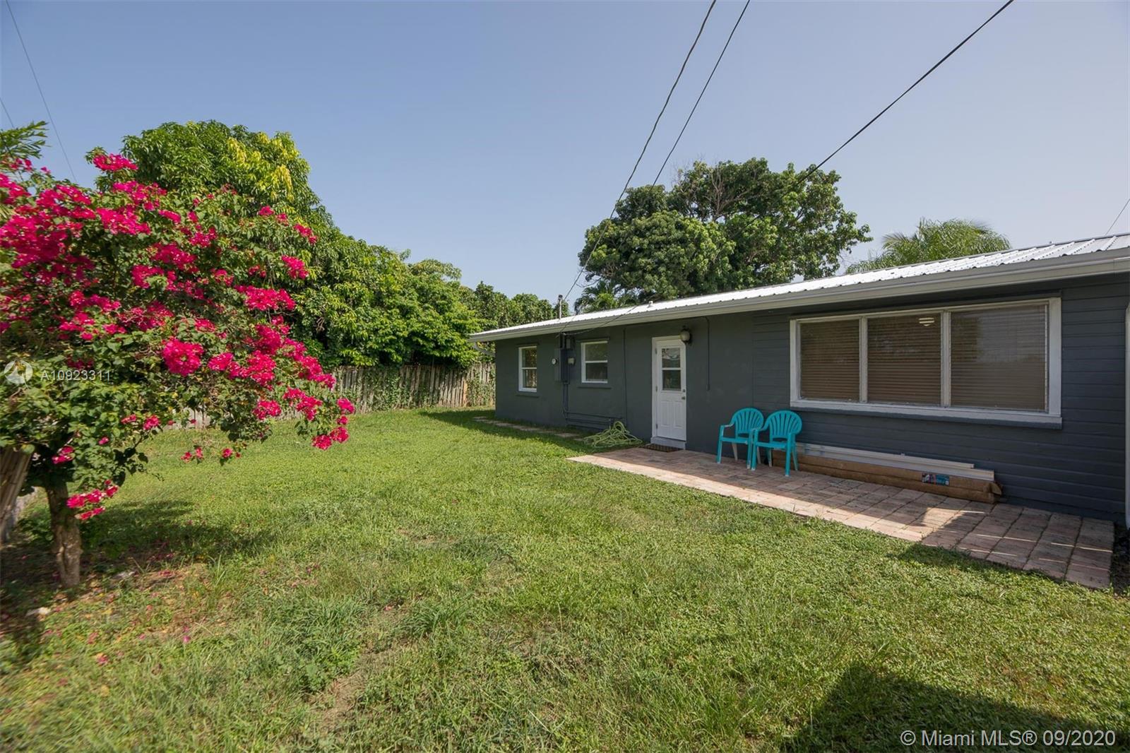 CRESTHAVEN 8 - Residential