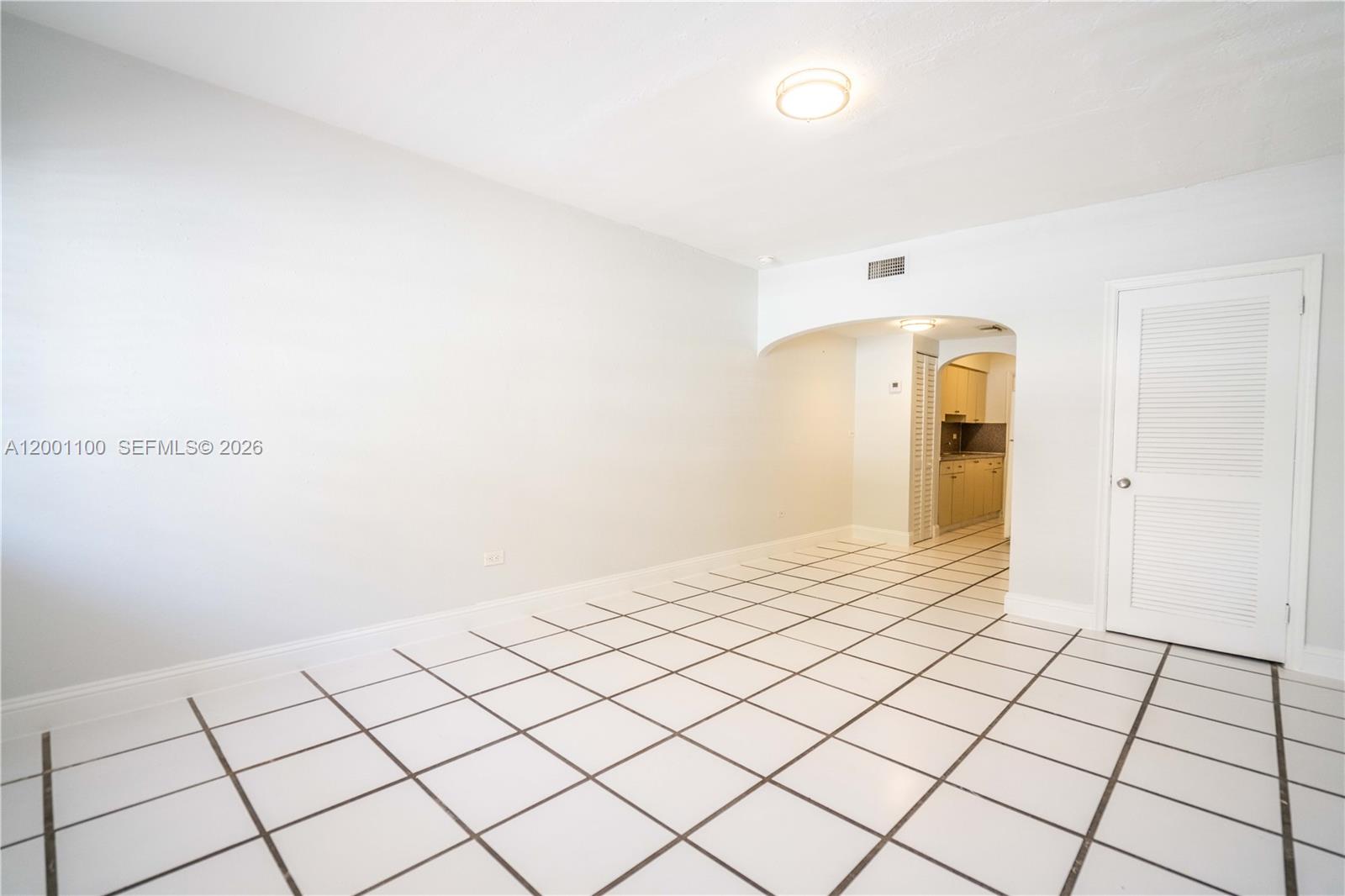 ALTOS DEL MAR - Residential Lease