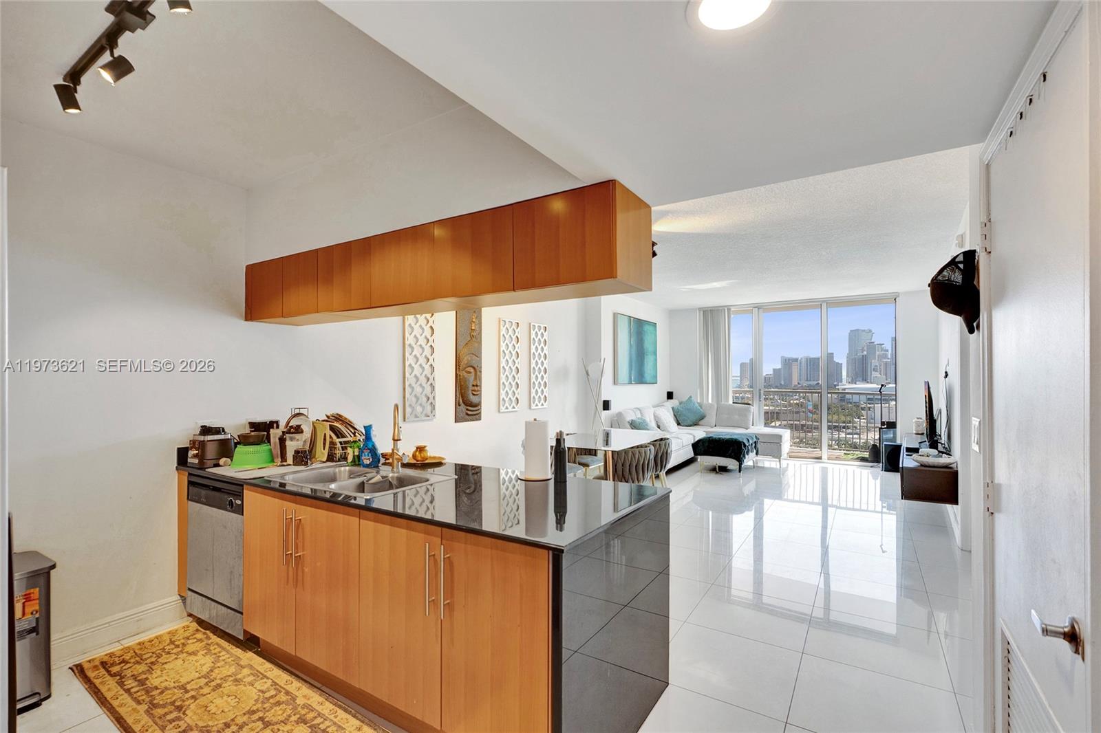 OPERA TOWER CONDO - Residential