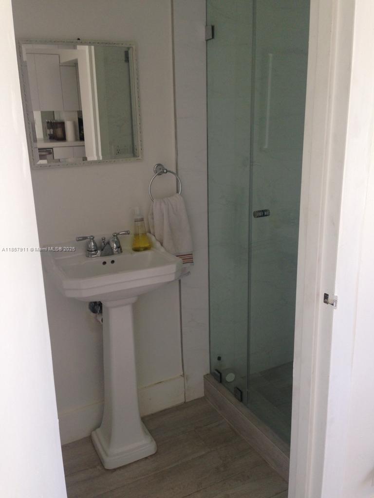Key Colony I - Residential Lease