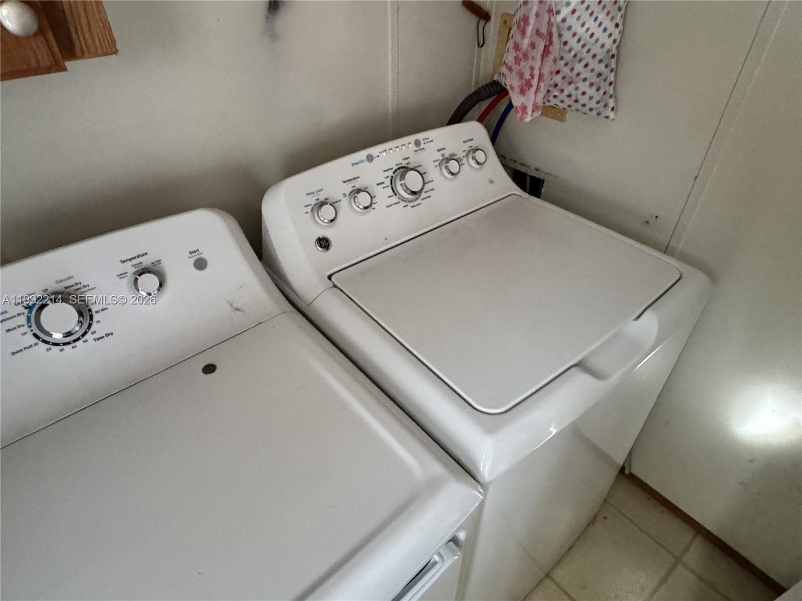 COCOWALK ESTATES - Residential