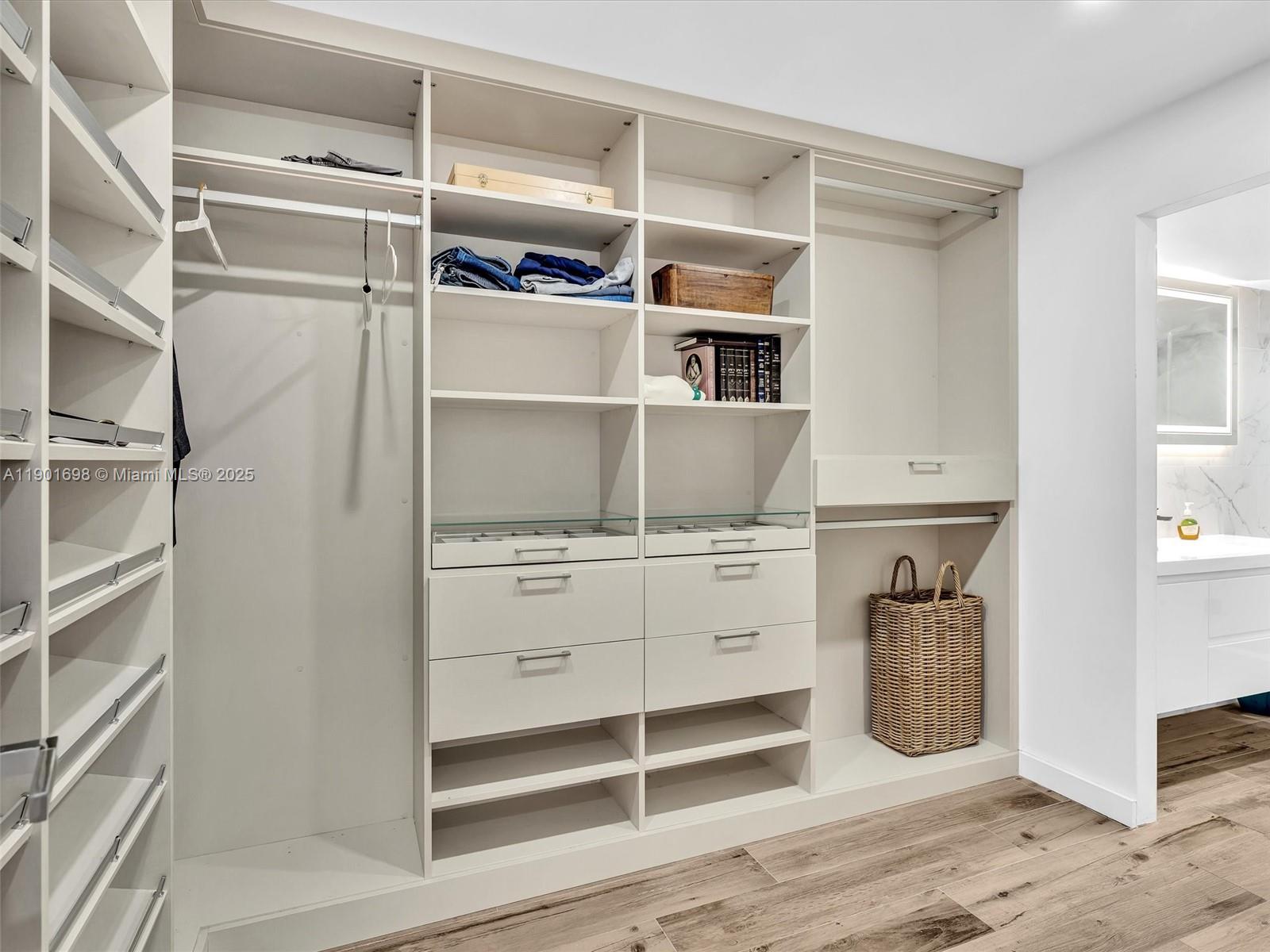 10000 PLAZA CONDO-SOUTH T - Residential Lease