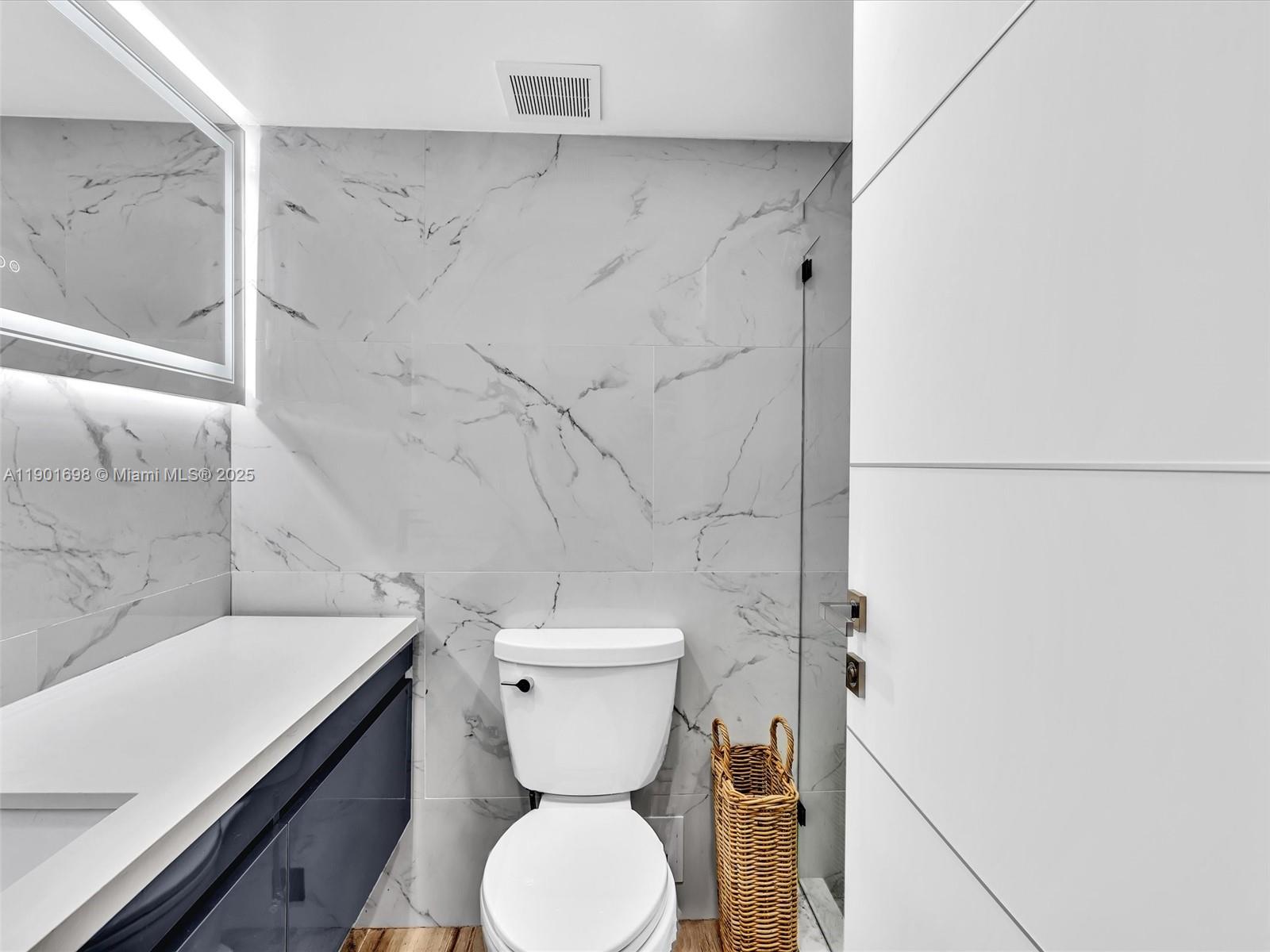 10000 PLAZA CONDO-SOUTH T - Residential Lease