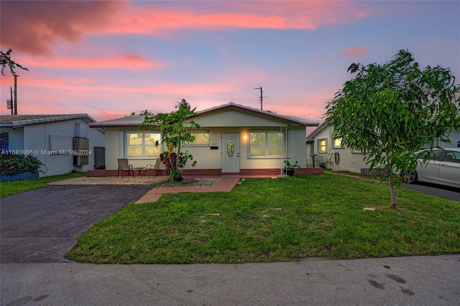 Property for Sale at 4577 Nw 16th Ter, Tamarac, Broward County, Florida - Bedrooms: 2 
Bathrooms: 2  - $360,000