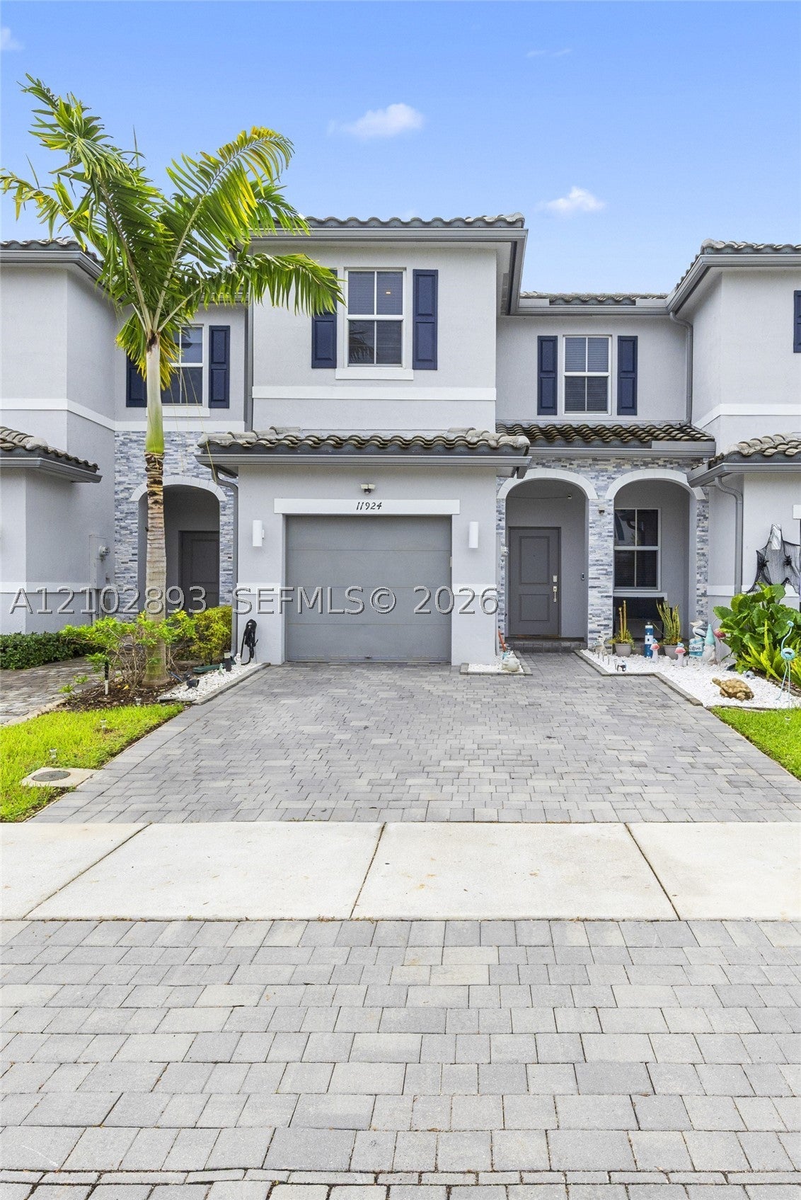 11924 NW 47th Mnr