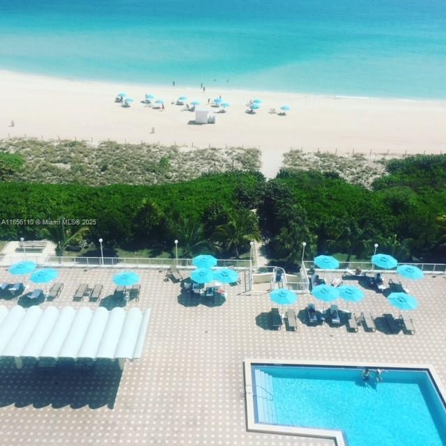 BEAUTIFUL DIRECT OCEAN VIEWS. CONTEMPORARY FURNITURE. BUILDING OFFERS ALL AMENITIES. CONCIERGE & VALET 24 HOURS. RESTAURANT. HAIR SALON. MANAGEMENT ON SITE. GYM FACING THE POOL & OCEAN. PARTY ROOM. LIBRARY. MOVIE THEATER. BEACH SERVICE. AVAILABLE SEPT/1ST/25. MINIMUM 4 MONTHS / RULES OF CONDO. ALL INCLUSIVE (WI-FI/INTERNET, ELECTRICITY). FOR SHOWINGS CHECK BKR REMARKS
