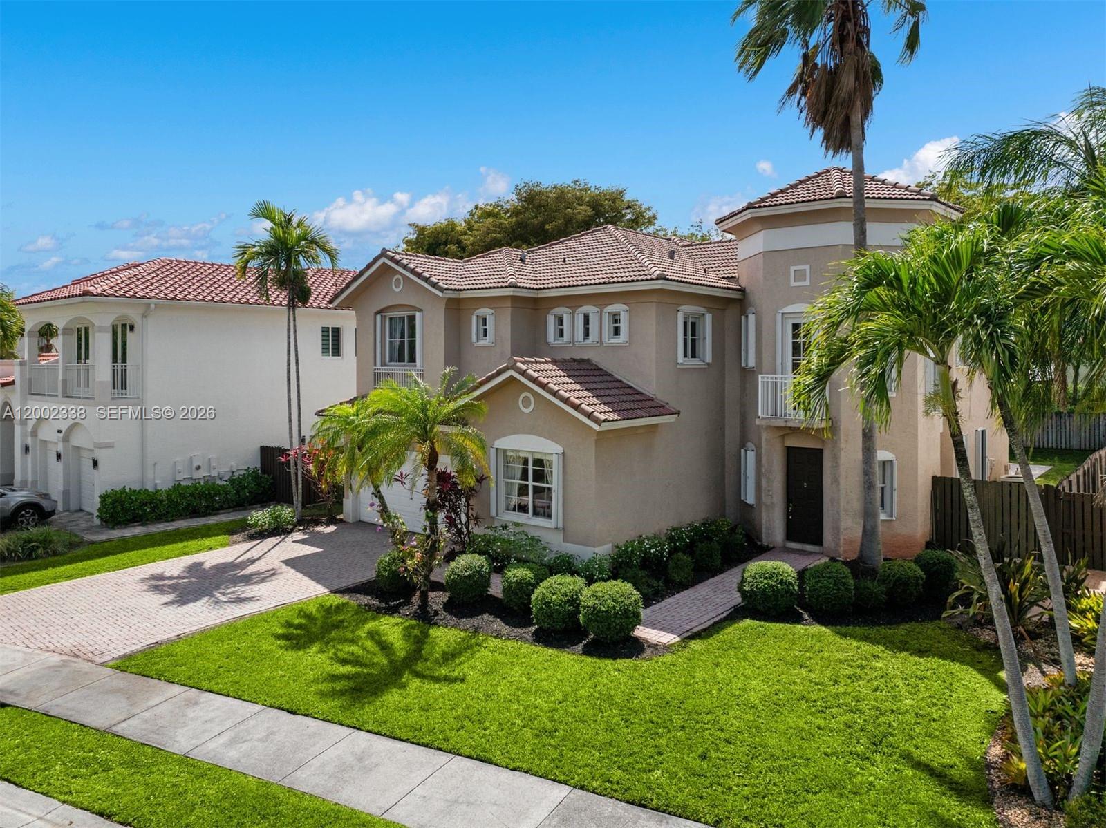 DORAL ISLES MEDITERRANEA - Residential