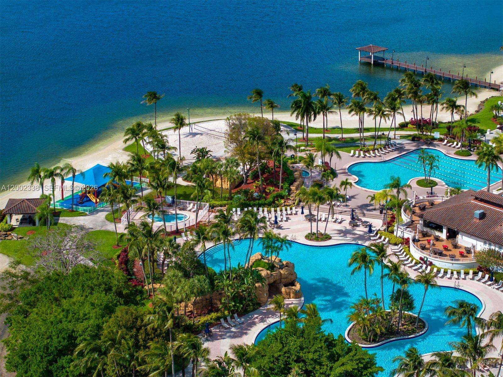 DORAL ISLES MEDITERRANEA - Residential