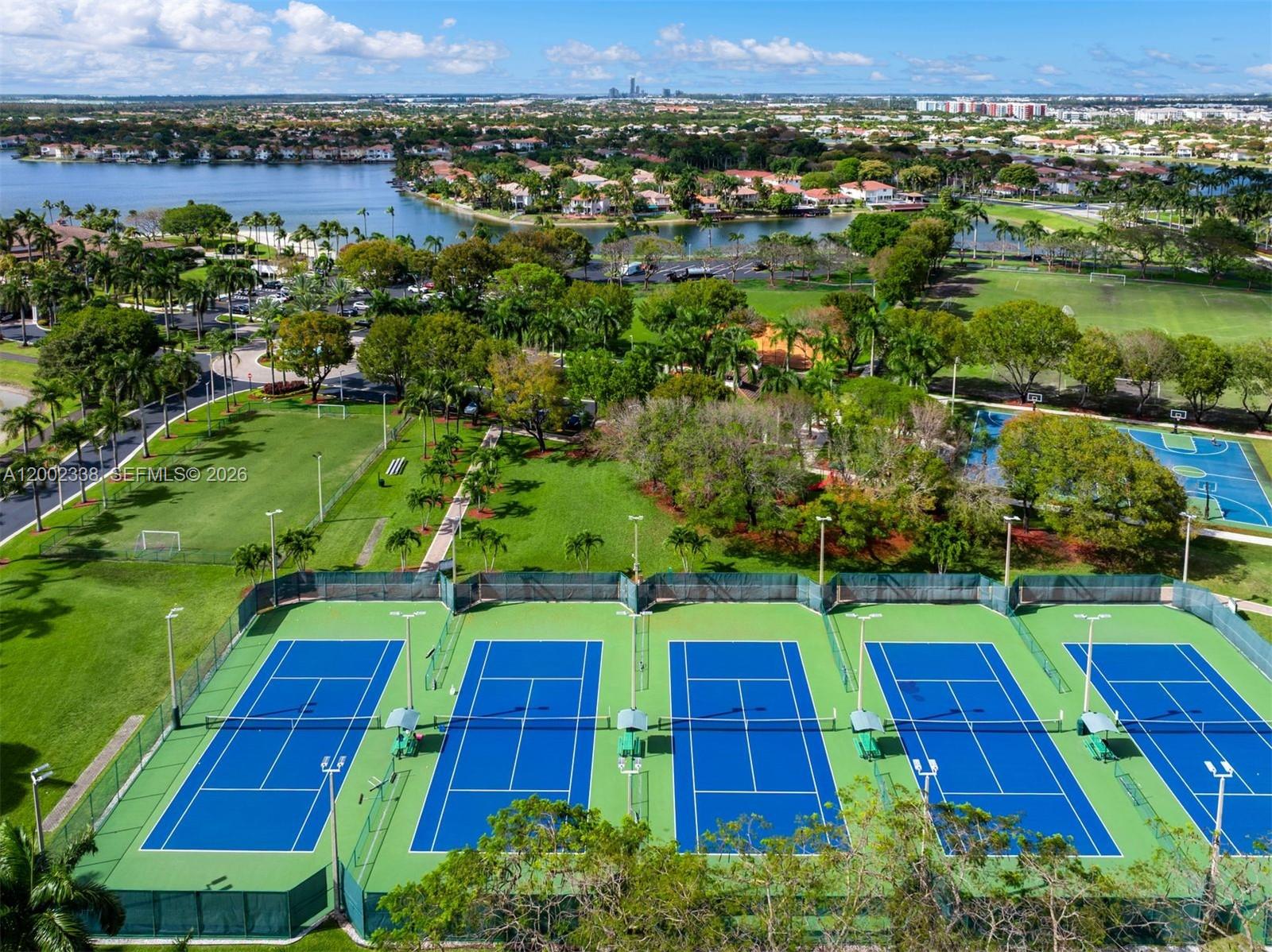 DORAL ISLES MEDITERRANEA - Residential