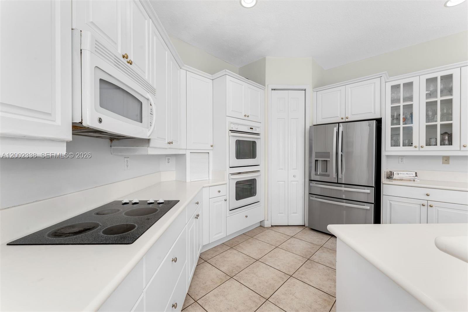 DORAL ISLES MEDITERRANEA - Residential