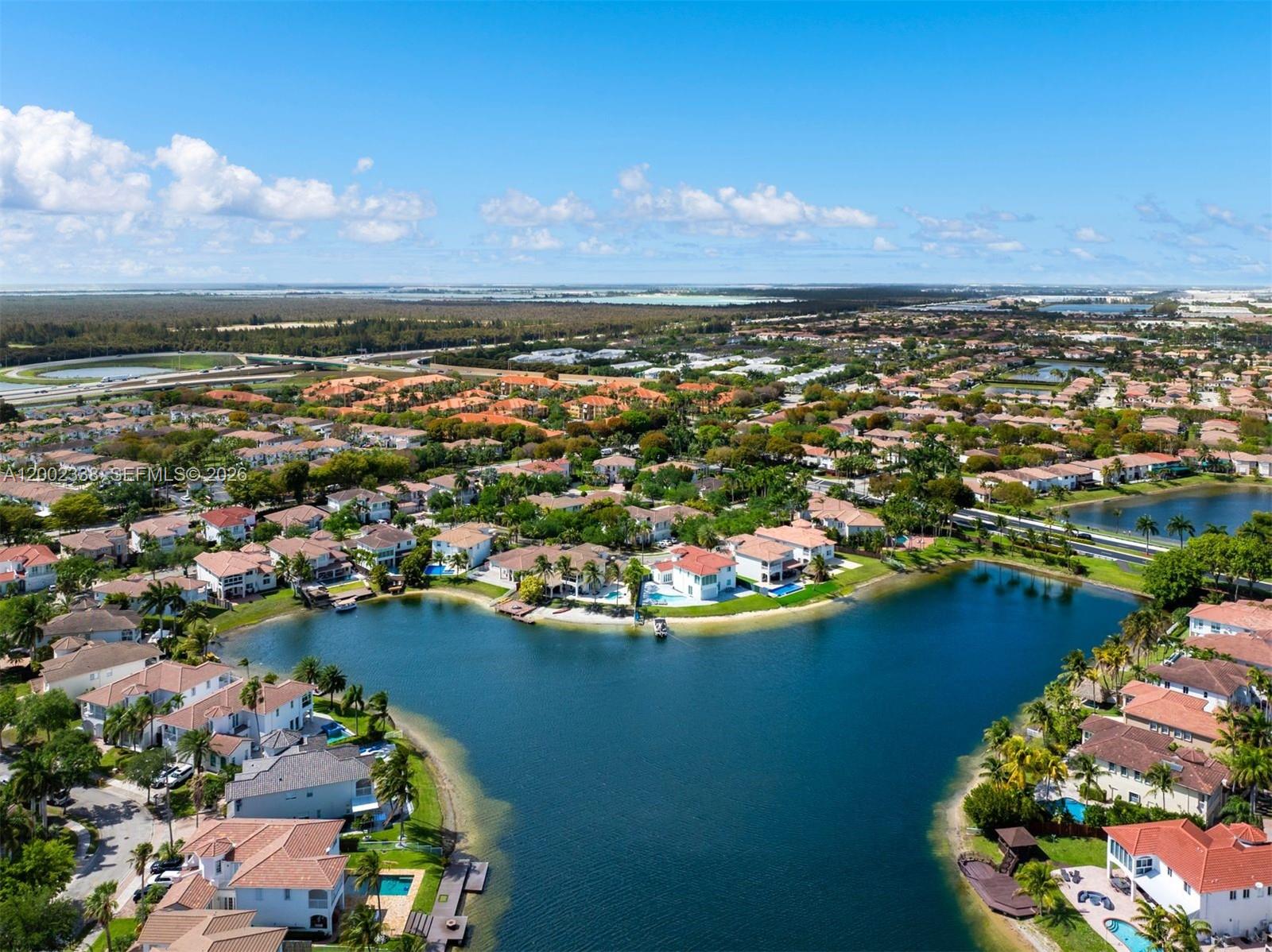 DORAL ISLES MEDITERRANEA - Residential