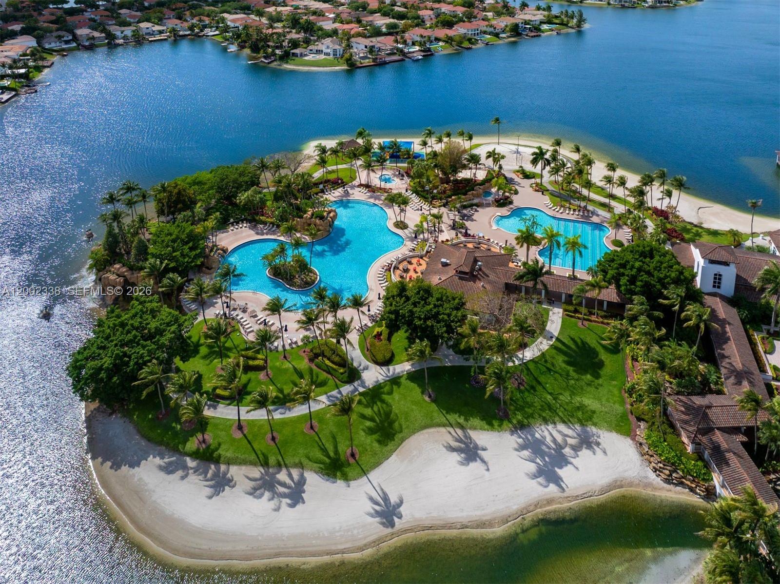 DORAL ISLES MEDITERRANEA - Residential