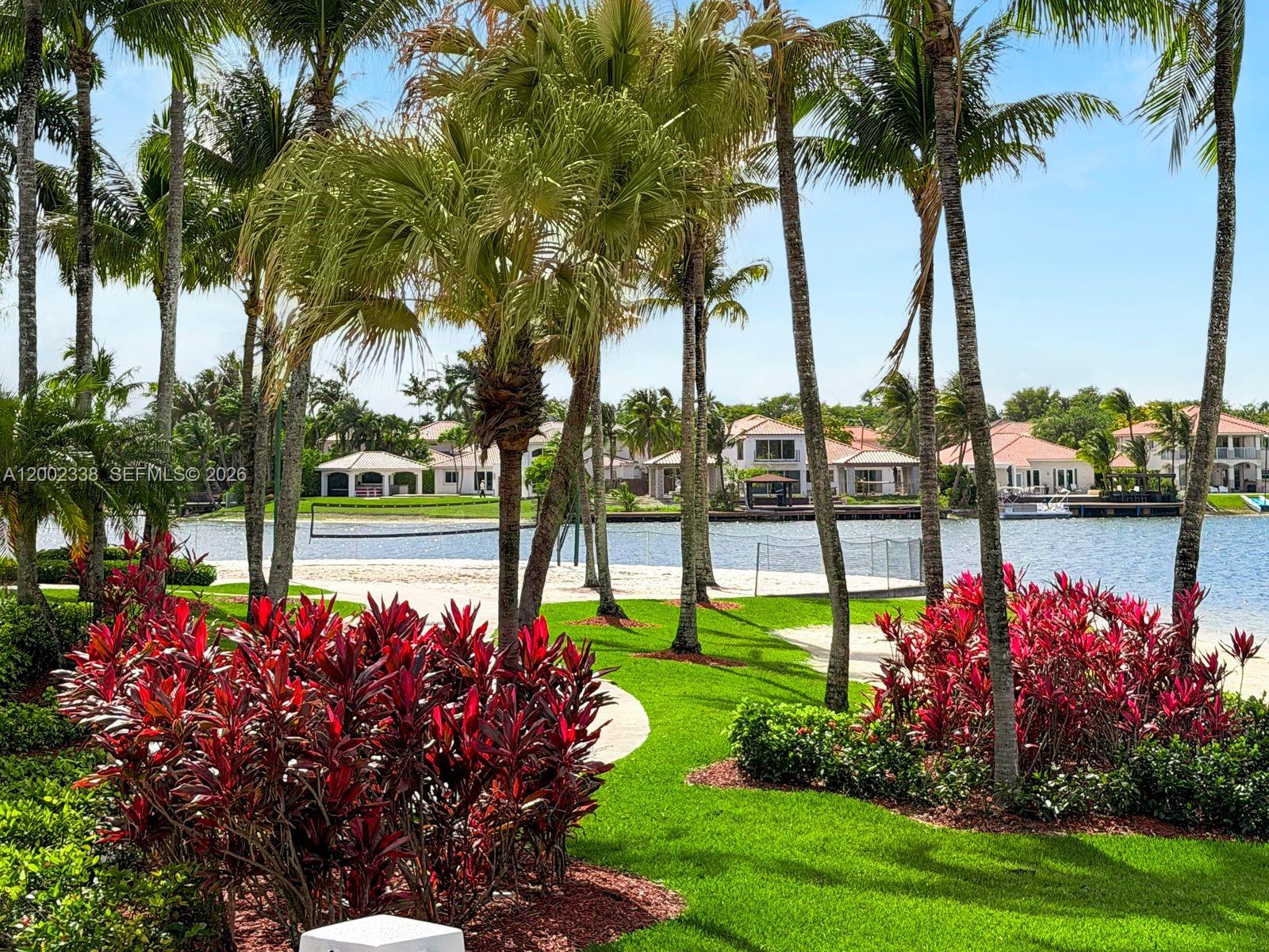DORAL ISLES MEDITERRANEA - Residential