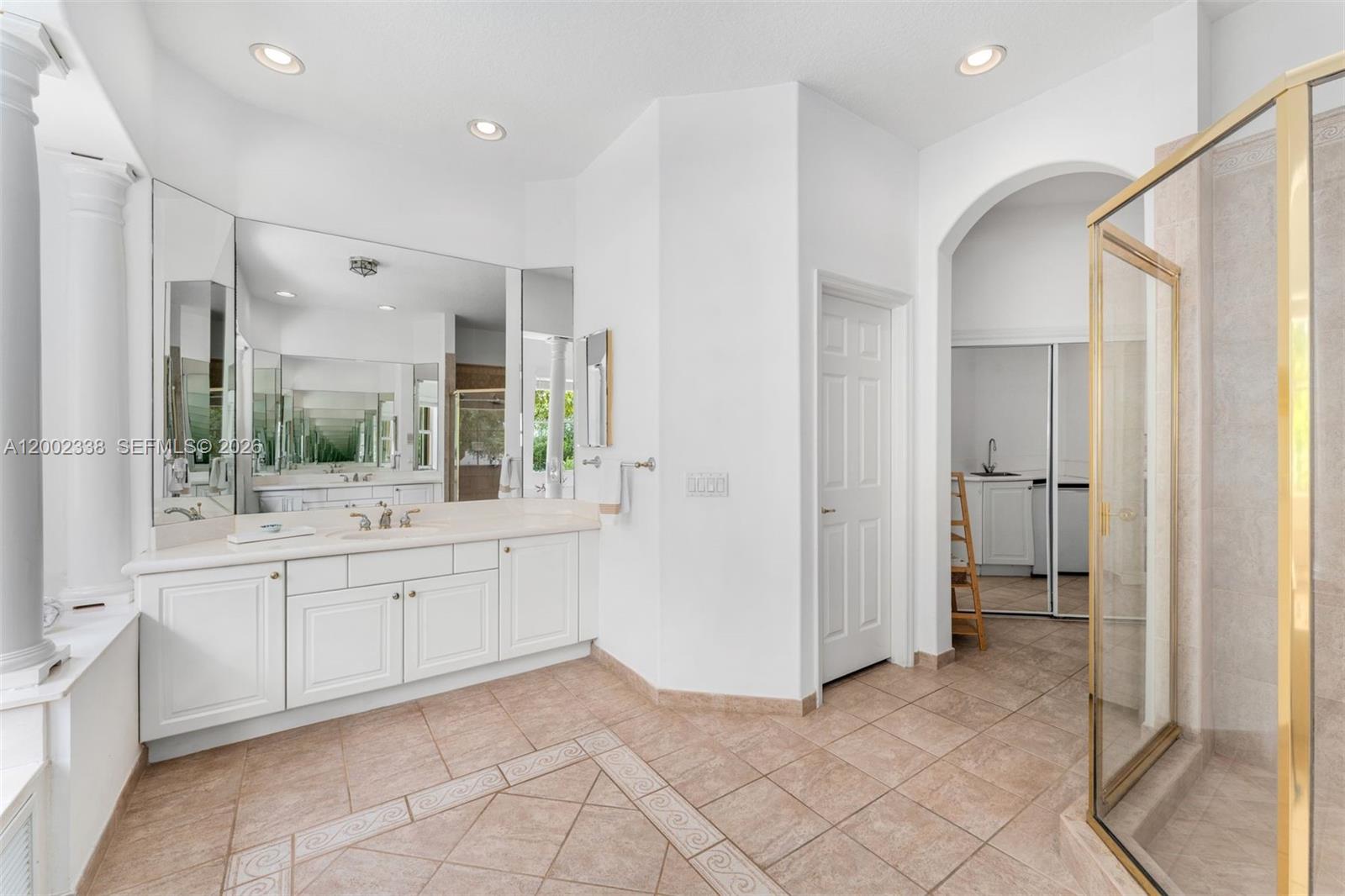 DORAL ISLES MEDITERRANEA - Residential