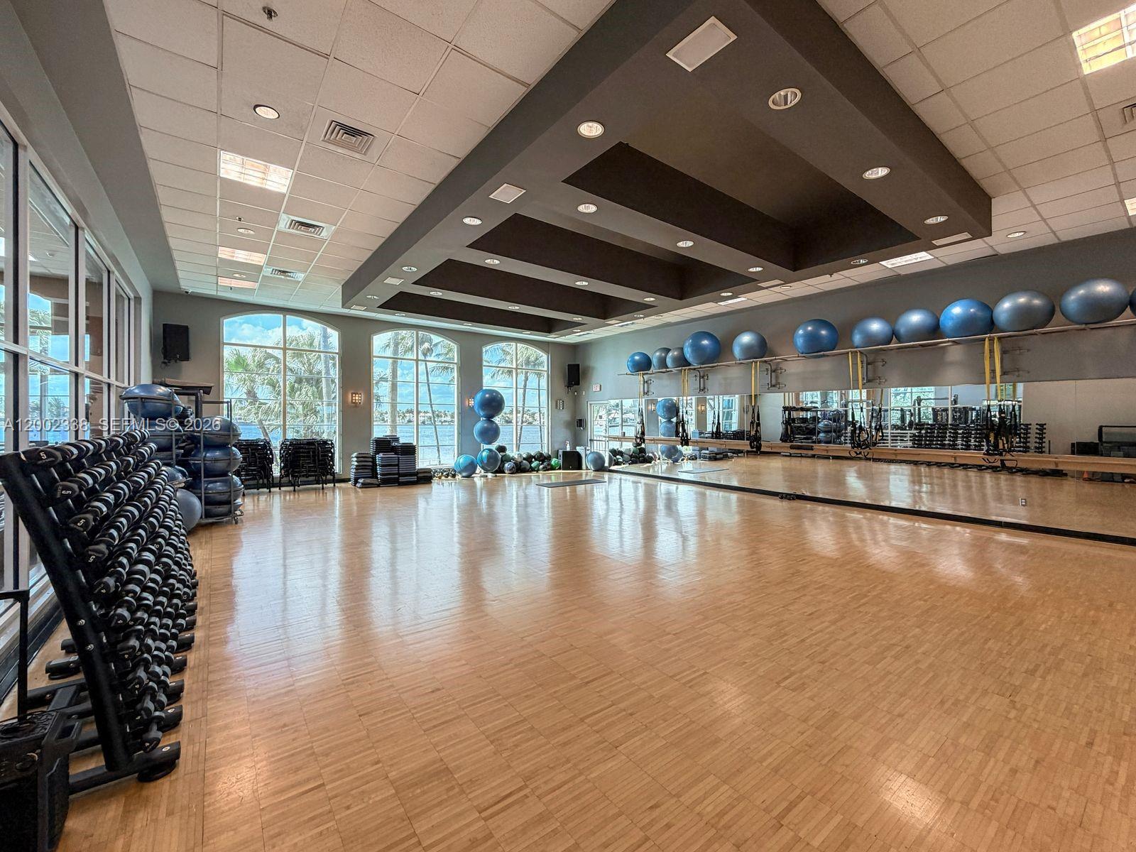 DORAL ISLES MEDITERRANEA - Residential