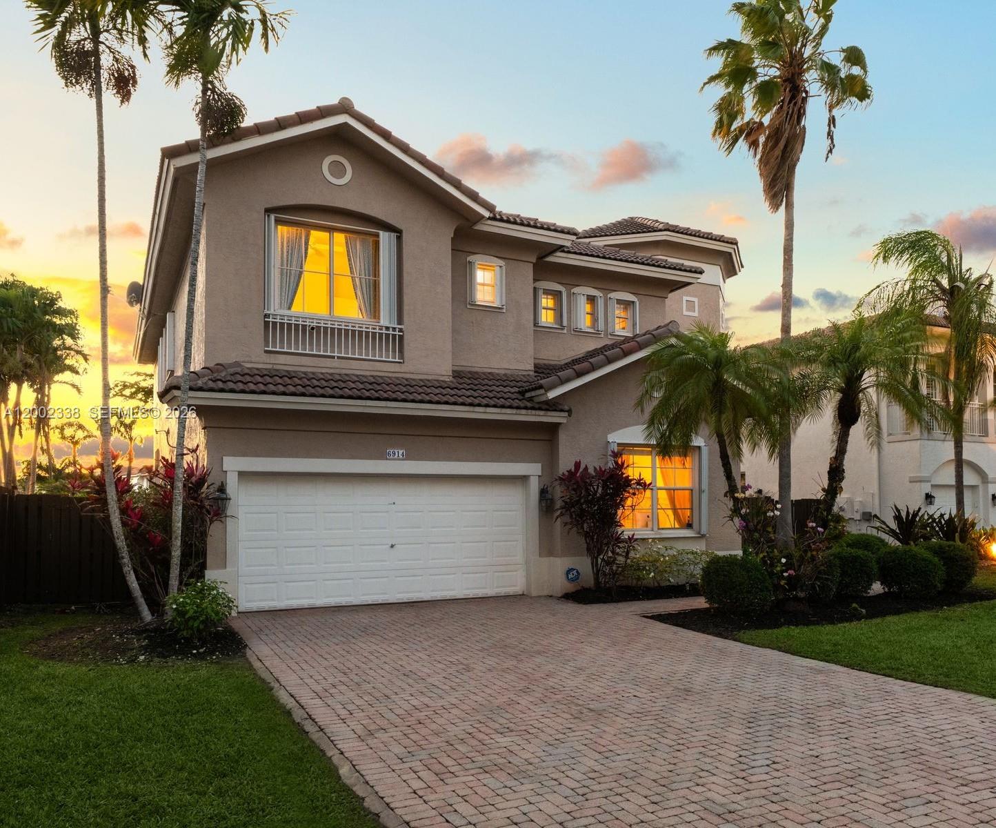 DORAL ISLES MEDITERRANEA - Residential