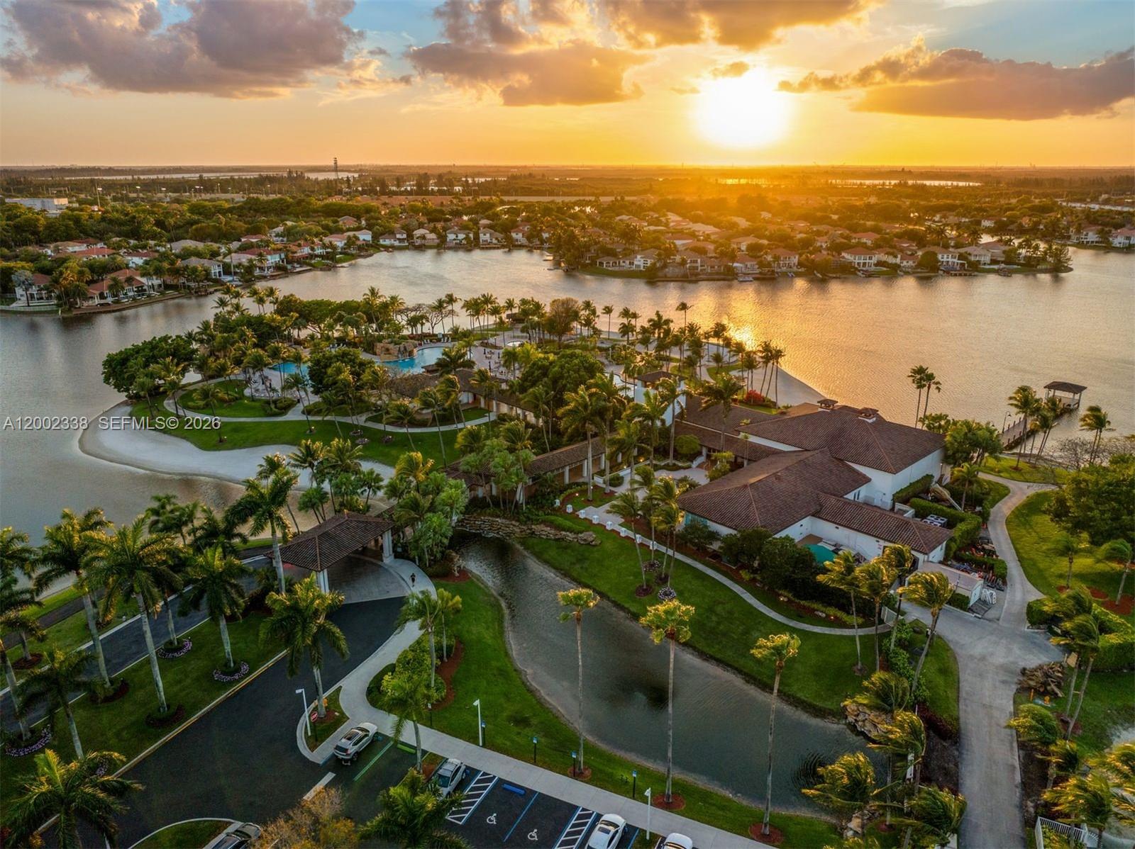 DORAL ISLES MEDITERRANEA - Residential
