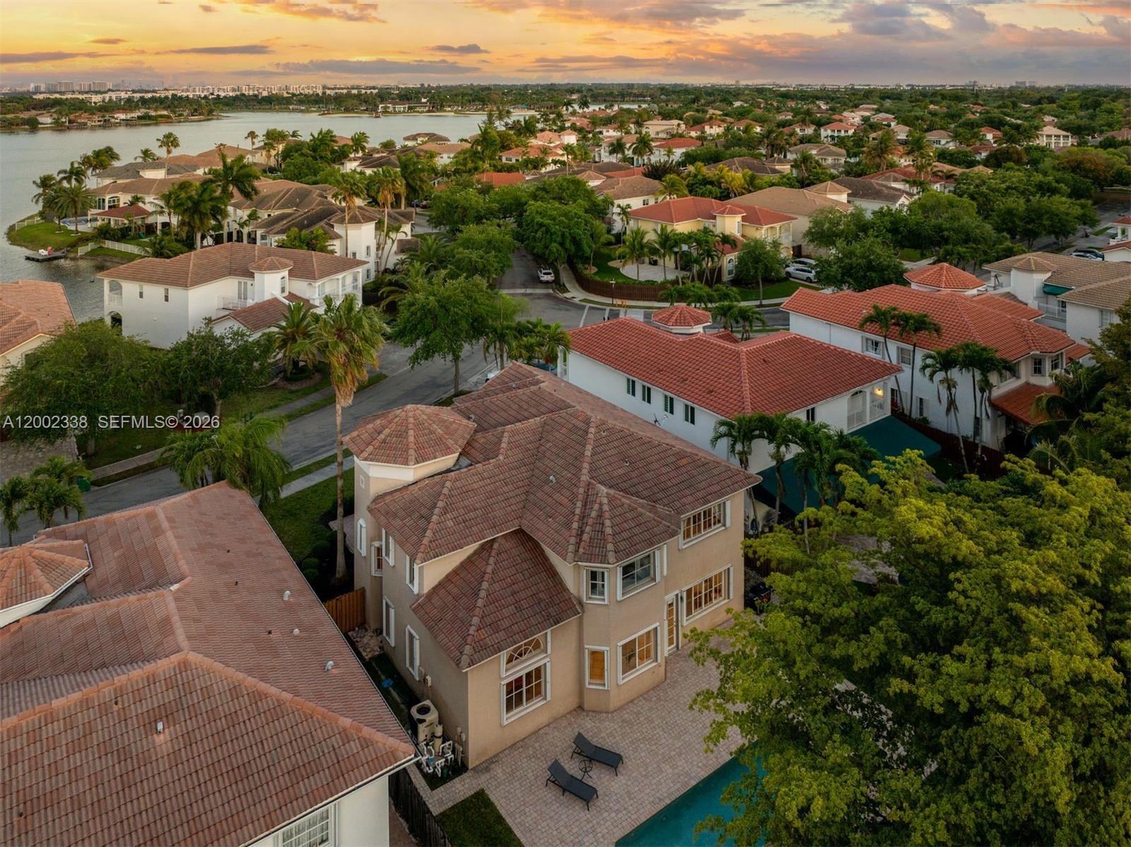 DORAL ISLES MEDITERRANEA - Residential