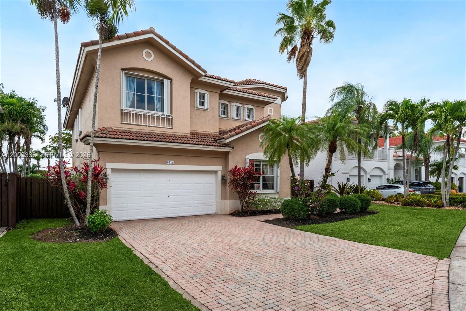 DORAL ISLES MEDITERRANEA - Residential