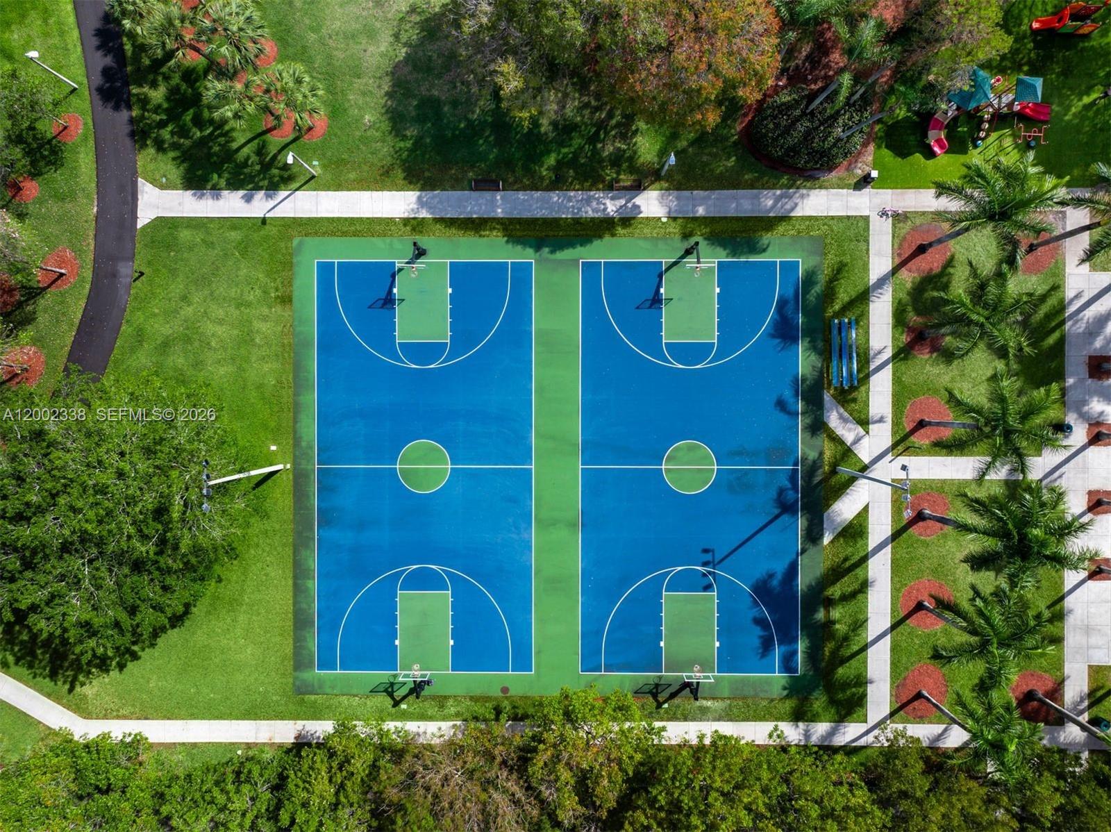 DORAL ISLES MEDITERRANEA - Residential