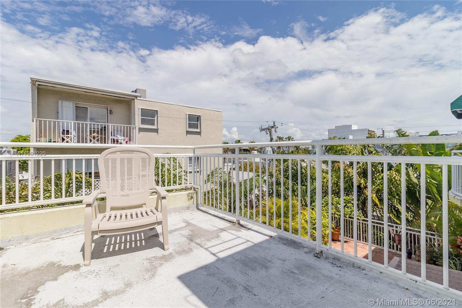 TROPICO CONDO - Residential