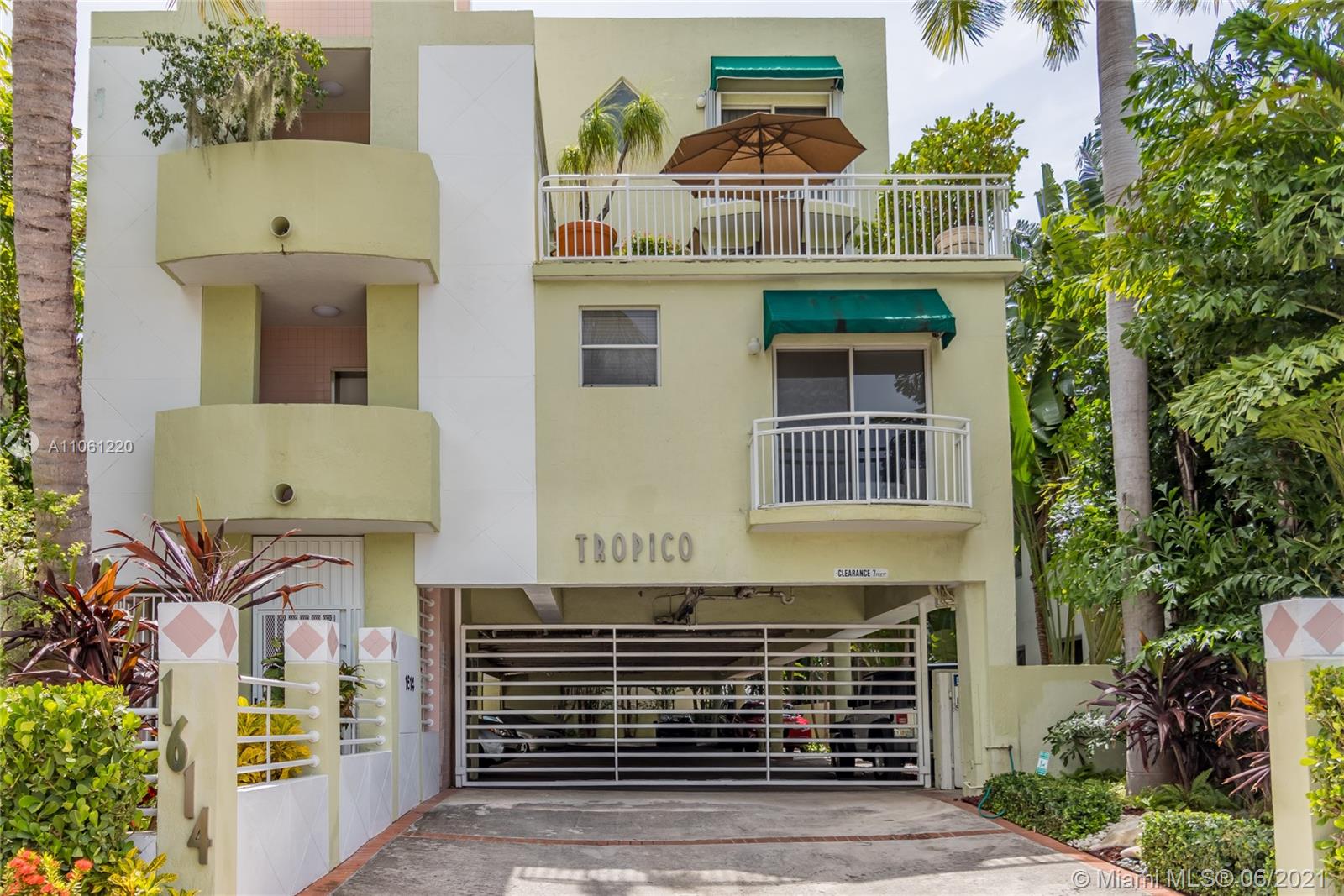 TROPICO CONDO - Residential