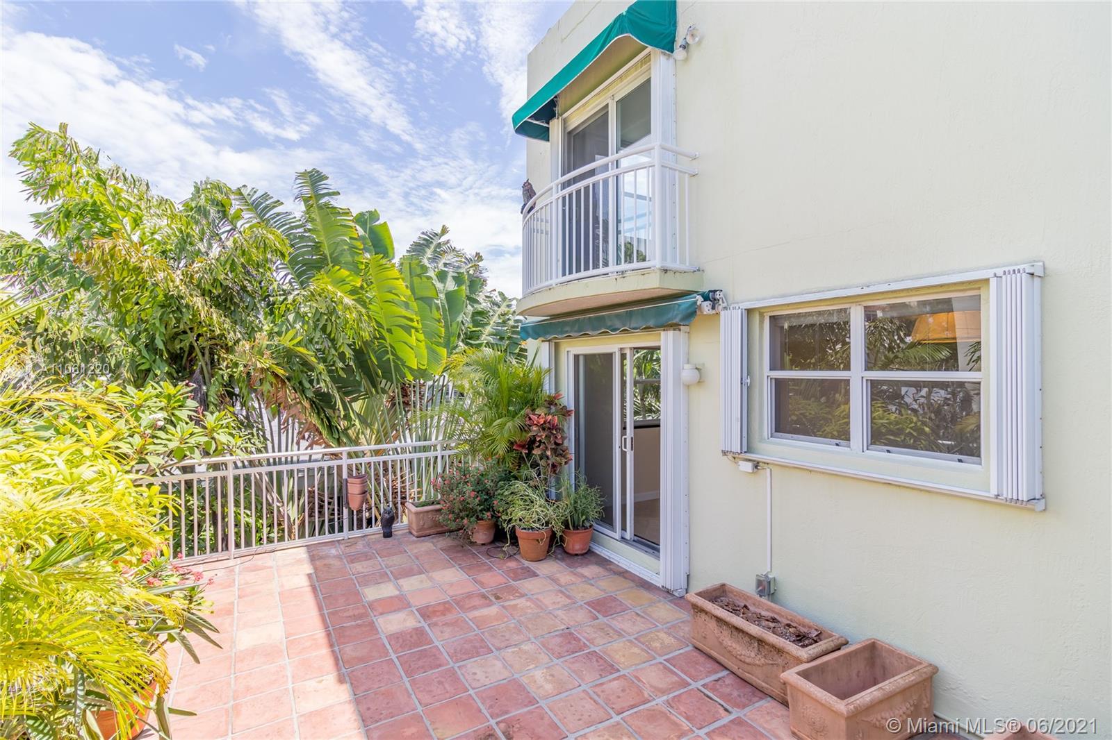 TROPICO CONDO - Residential