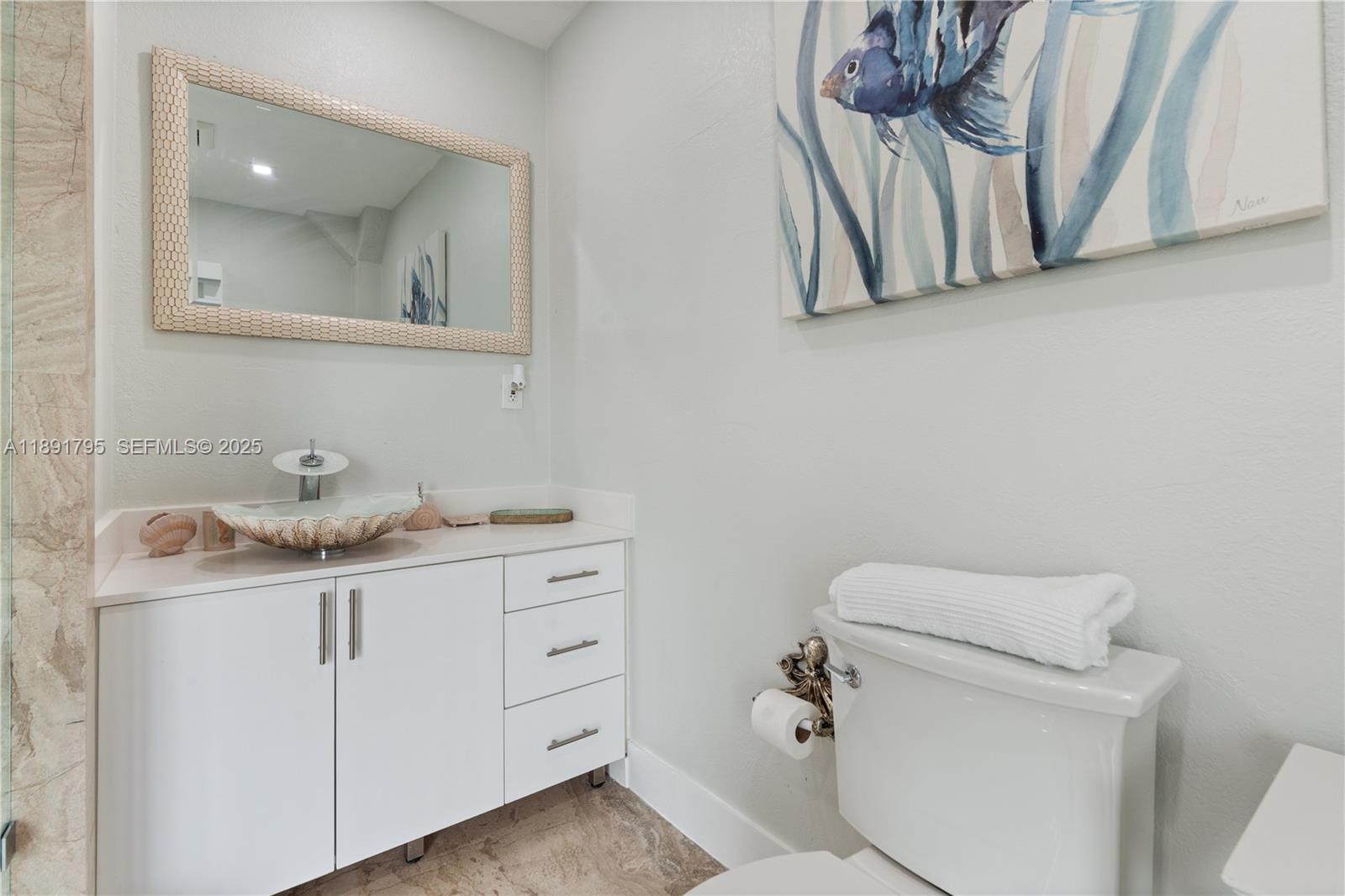 PARADISE POINT COVE - Residential