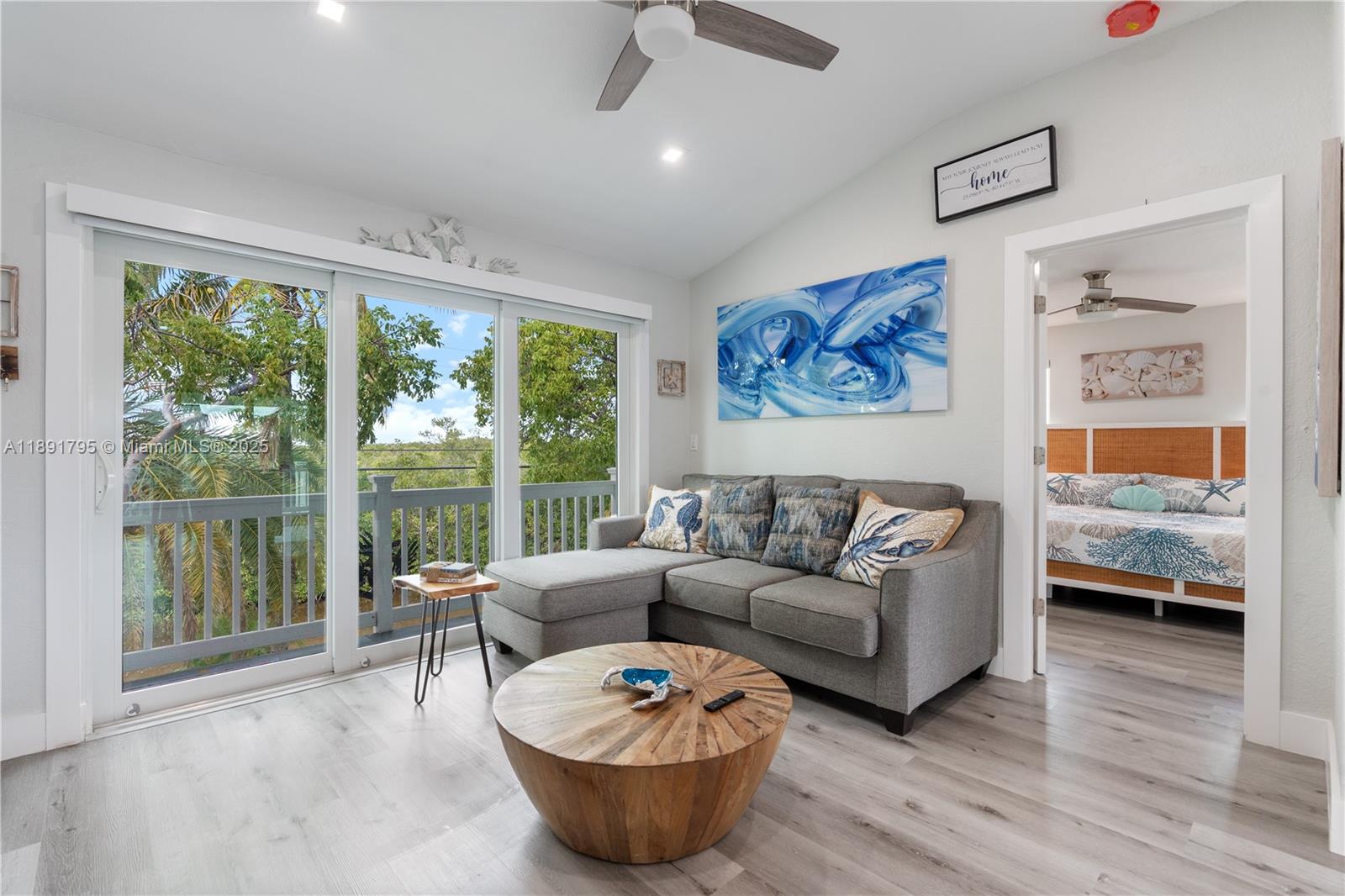 PARADISE POINT COVE - Residential