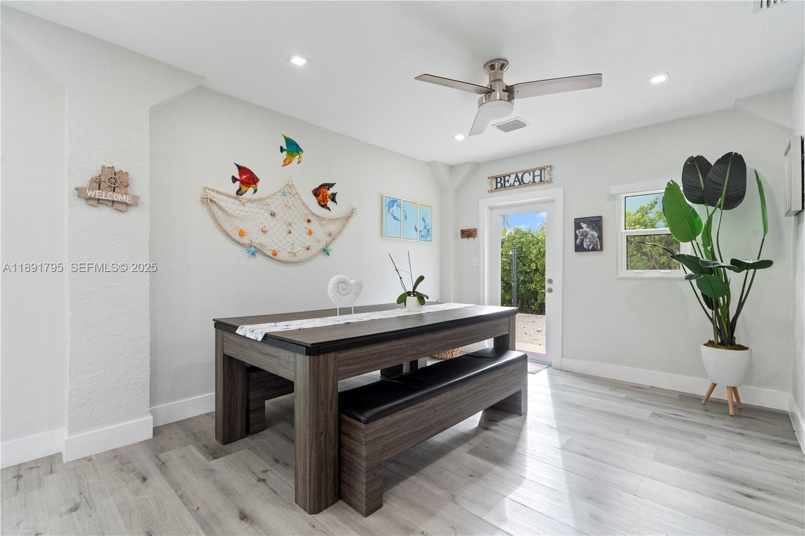 PARADISE POINT COVE - Residential