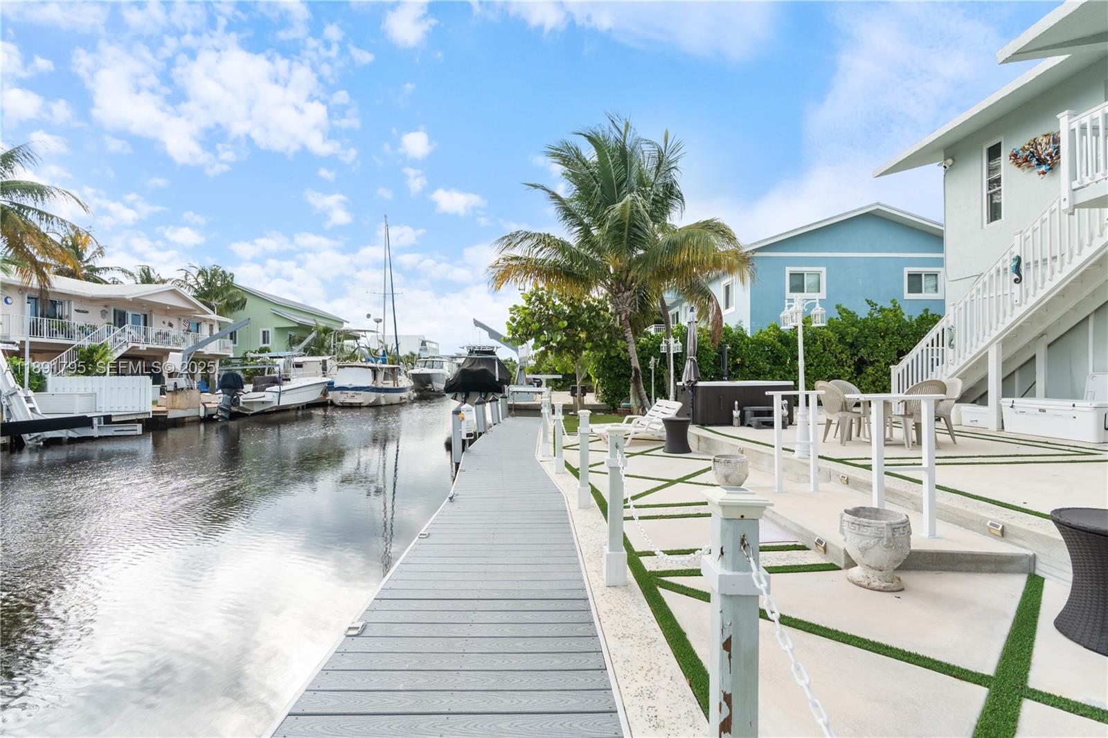 PARADISE POINT COVE - Residential