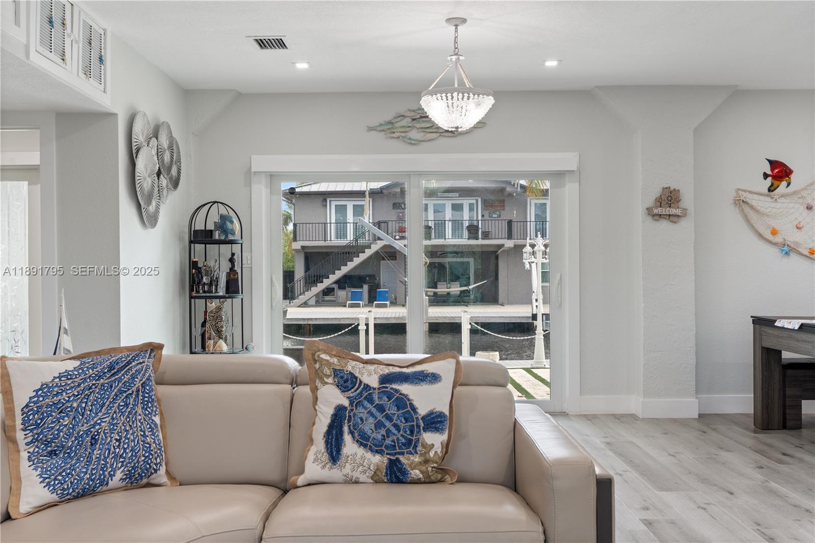 PARADISE POINT COVE - Residential