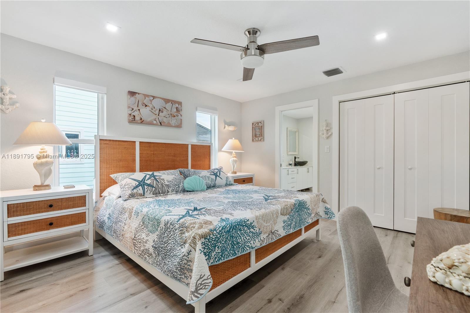 PARADISE POINT COVE - Residential