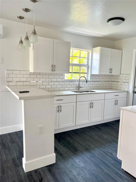 Photo of 2331 NW 55th Ter, Miami, FL 33142 (MLS # A11905090) Photo of 2331 NW 55th Ter, Miami, FL 33142 (MLS # A11905090)