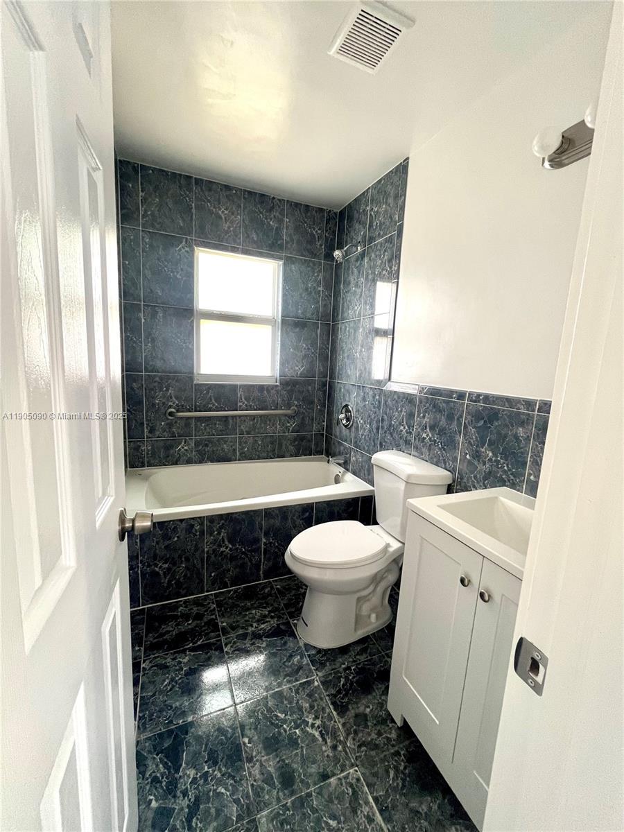 HIGH RIDGE PARK - Residential