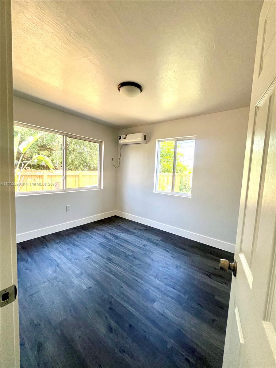 HIGH RIDGE PARK - Residential