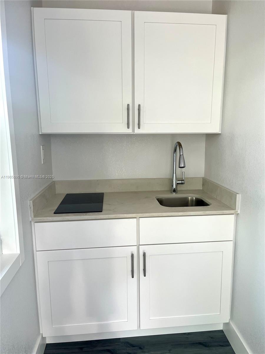 HIGH RIDGE PARK - Residential