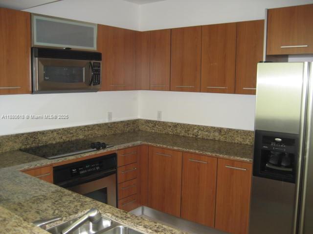 METROPOLIS II AT DADELAND - Residential