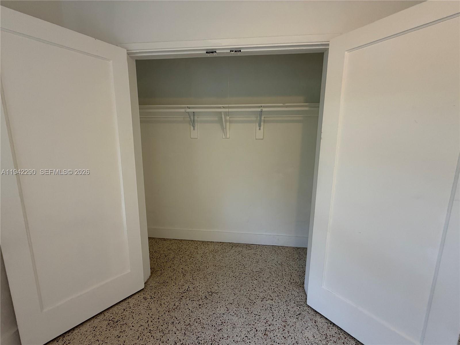 CITY OF MIAMI SOUTH - Residential Lease