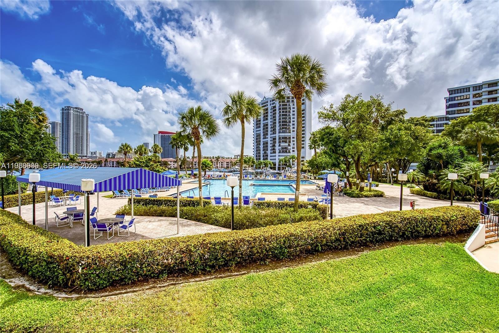 600 Three Islands Blvd 310