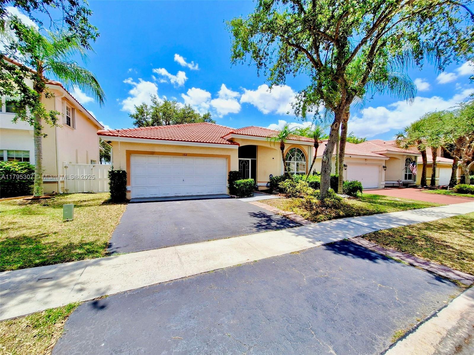 102 Gables Blvd